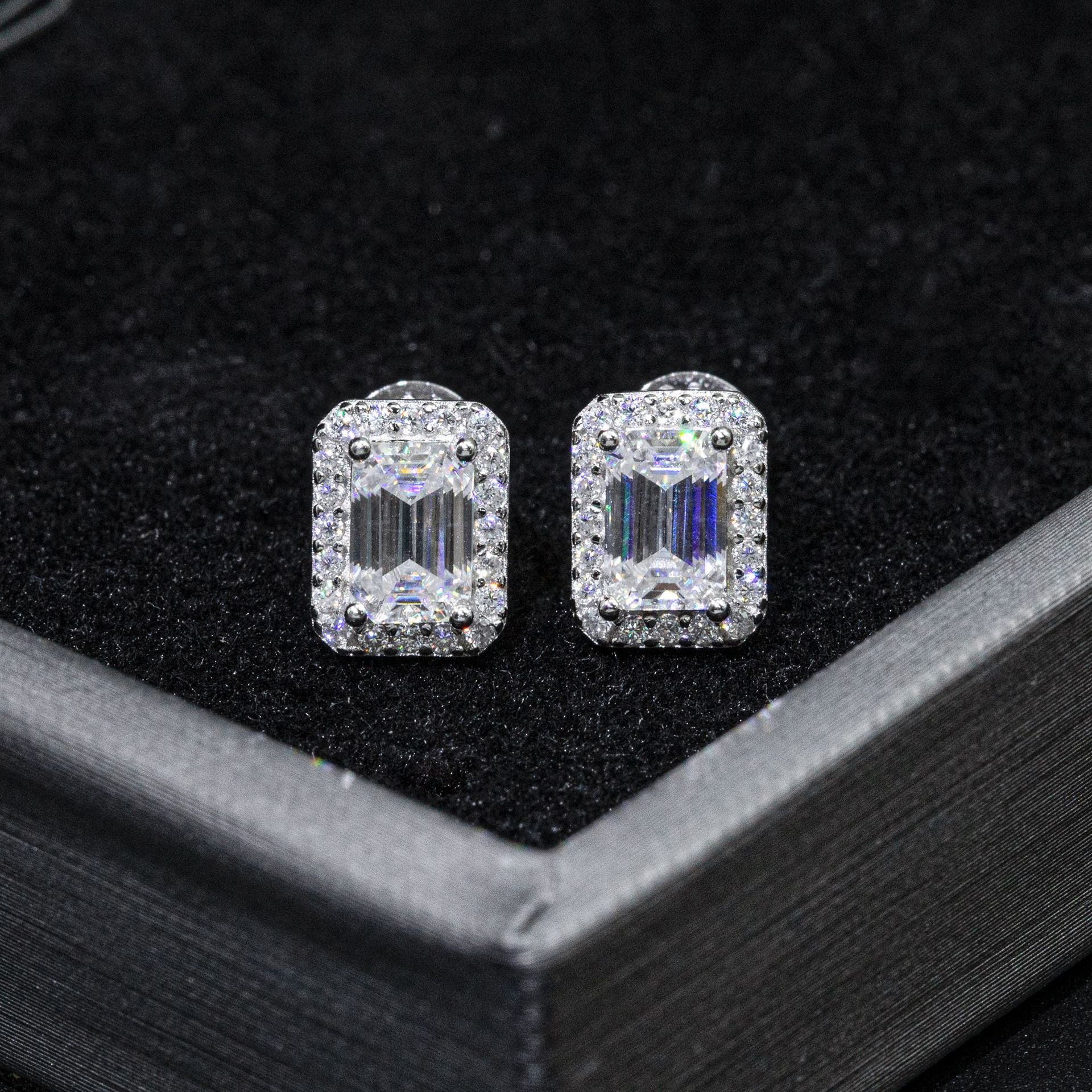 7/11 ICE Silver Moissanite VVS Rectangle Baguette Stud Earring for Men Hip Hop Jewelry